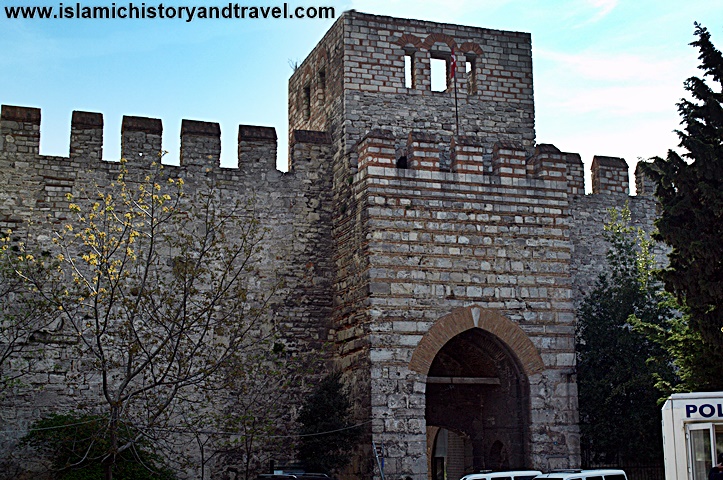 Vintage 19th century photograph: Yedikule Fortress (Turkish: Yedikule  Hisarı or Yedikule Zindanları; meaning Fortress of the Seven Towers, or  Dungeons of the Seven Towers, respectively) is a fortified historic  structure located in